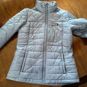 Women’s Size Medium Patagonia jacket.